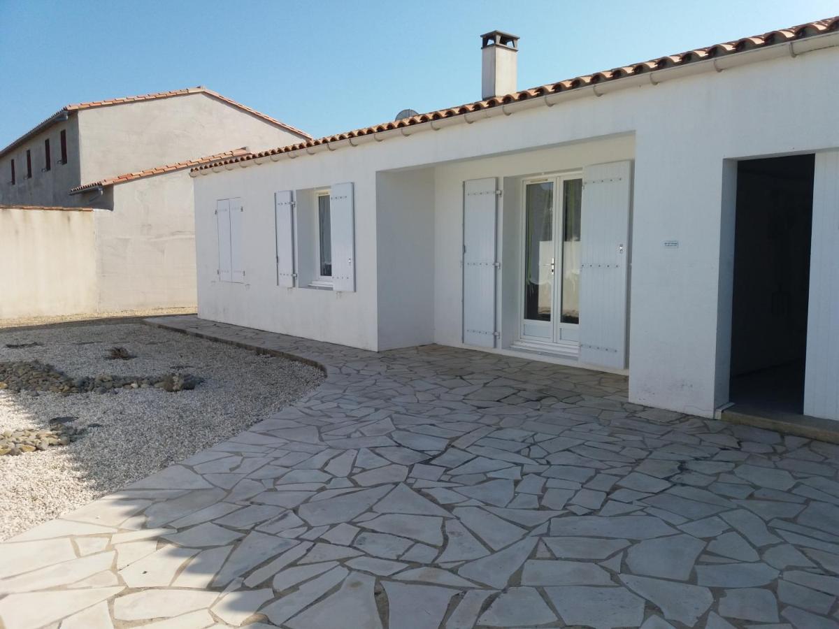 Maison Lumineuse A Ars En Re Ars-en-Re Exterior photo